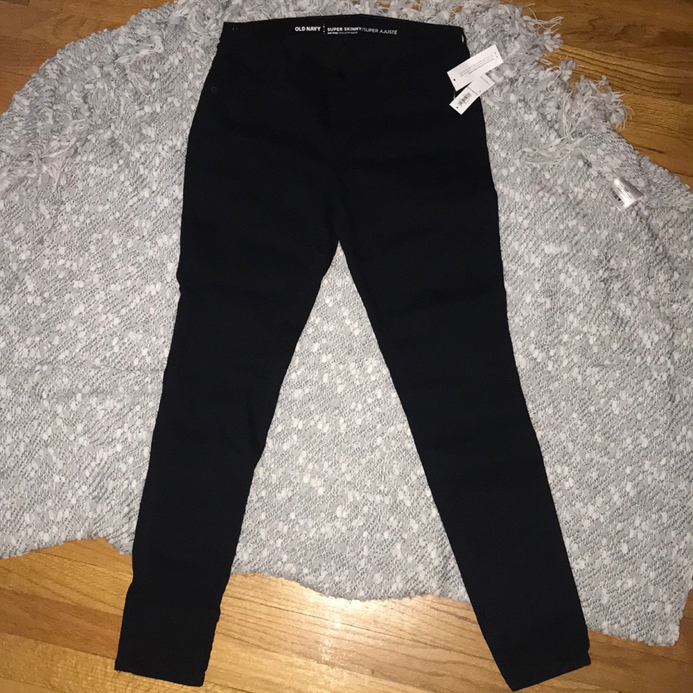 Old Navy Super Skinny Mid-Rise Black Jeans